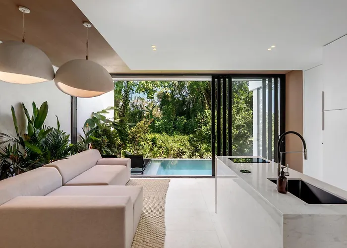Garden 2br #8 With Retreat Private Pool
